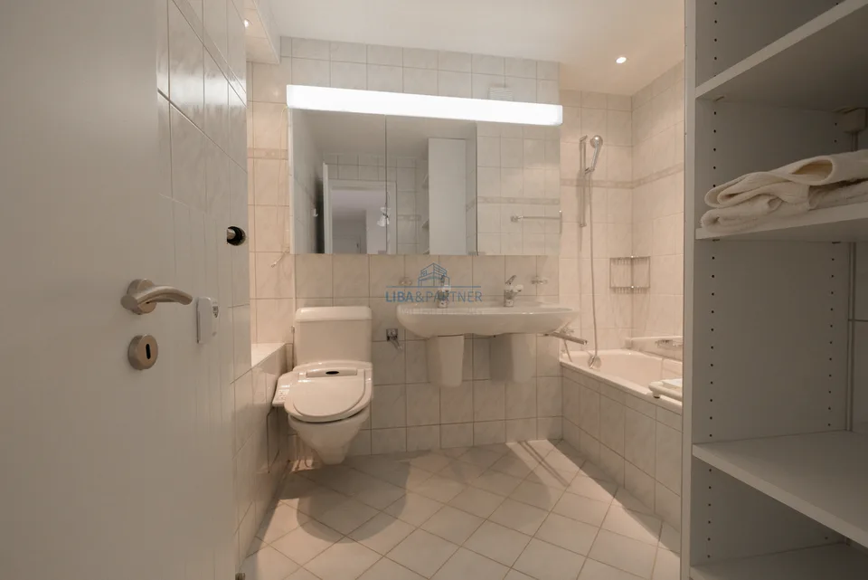 Grosszügige 4.5-Zimmer-Eigentumswohnung an zentraler Lage – photo 7 of 13