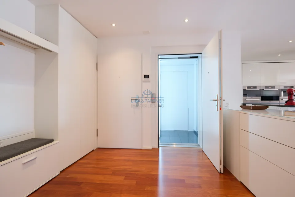 Il tuo sogno di casa, ristrutturazione di alta qualità, moderna & ascensore direttamente all'appartamento – foto 7 di 13