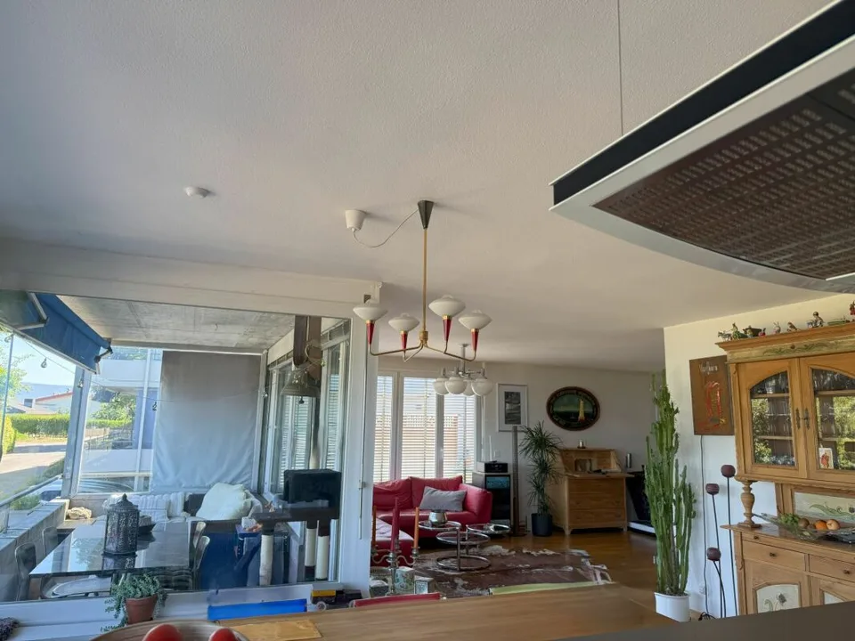 Appartamento di 4,5 locali con molta vista sul lago e sopra la strada principale – foto 7 di 21