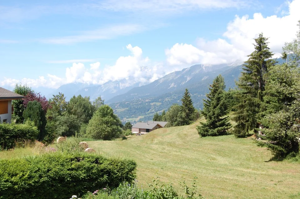 Chalet di carattere, 6,5 locali a Crans – Vista impareggiabile e ambiente alpino eccezionale – foto 16 di 17