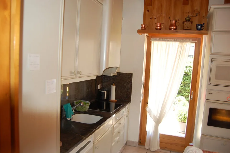 Chalet di carattere, 6,5 locali a Crans – Vista impareggiabile e ambiente alpino eccezionale – foto 8 di 17