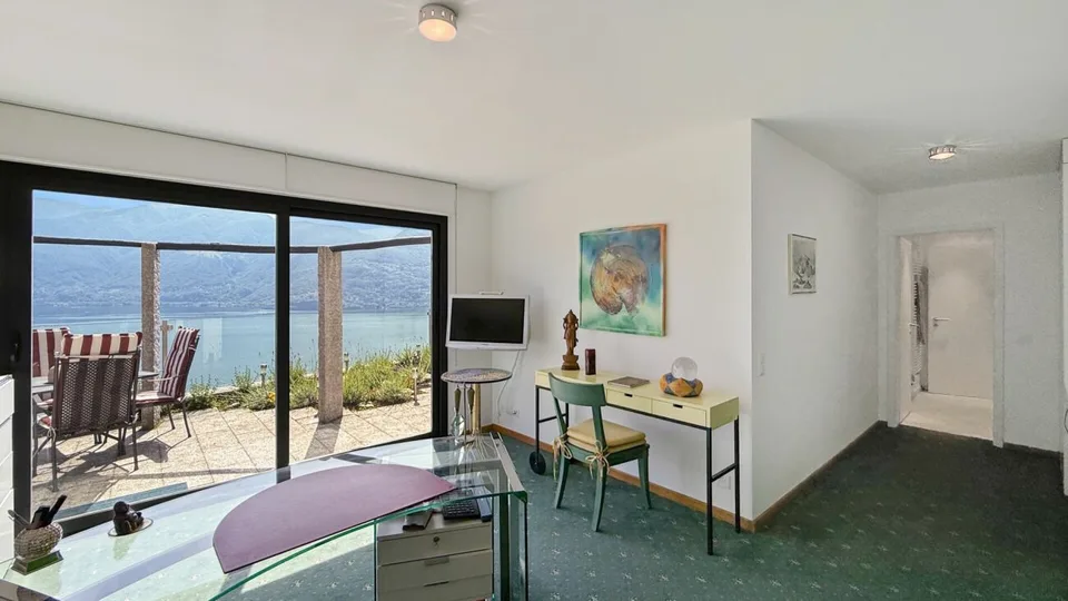 Brissago - Moderne Villa mit Aufzug und Innenpool – Foto 11 von 17
