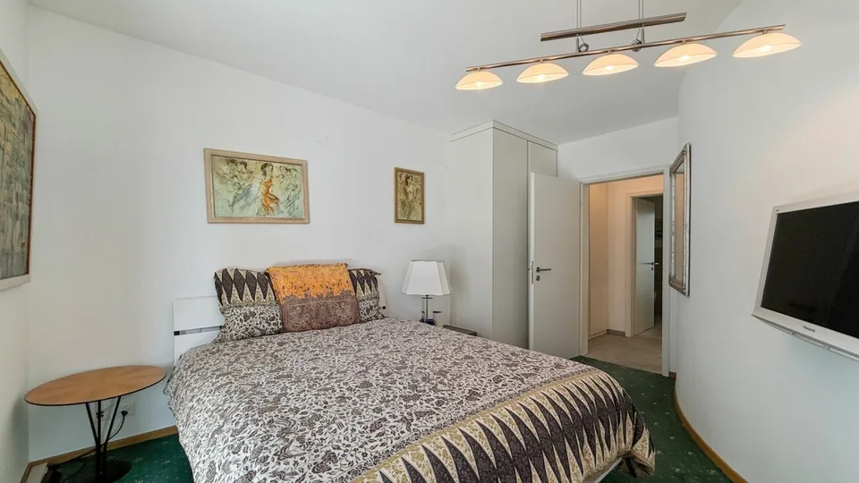 Brissago - Moderne Villa mit Aufzug und Innenpool – Foto 9 von 17