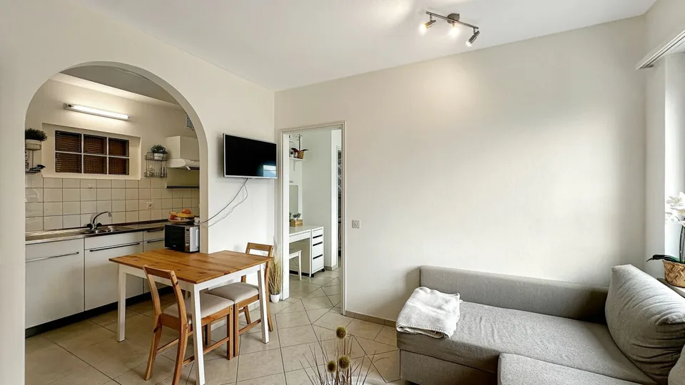 Brione sopra Minusio - Villa mit 3 Wohnungen – foto 12 di 21