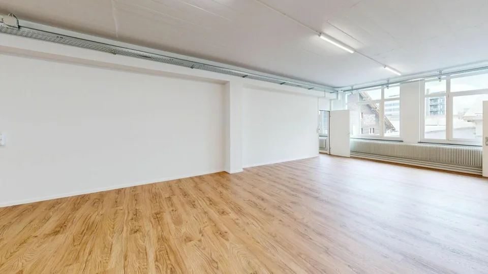 Spacious commercial spaces with versatile usage possibilities in Basel – photo 4 of 18