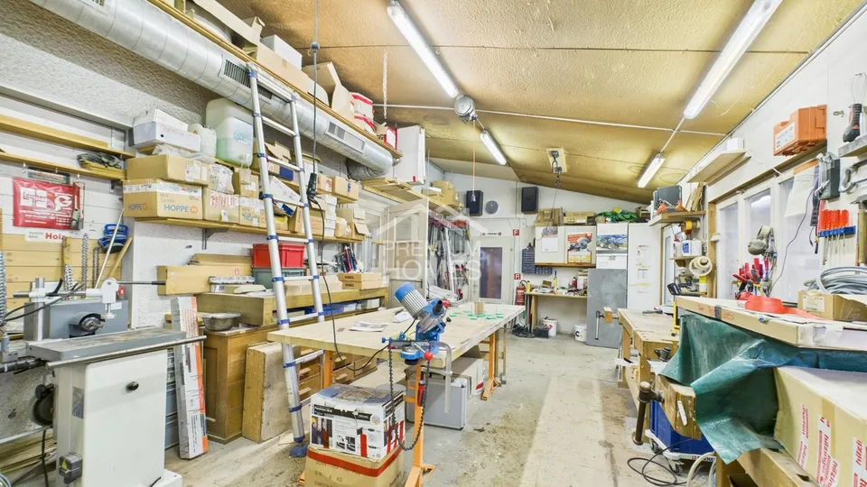 Seltene Kombination aus Gewerbe und Wohnen – Foto 4 von 13