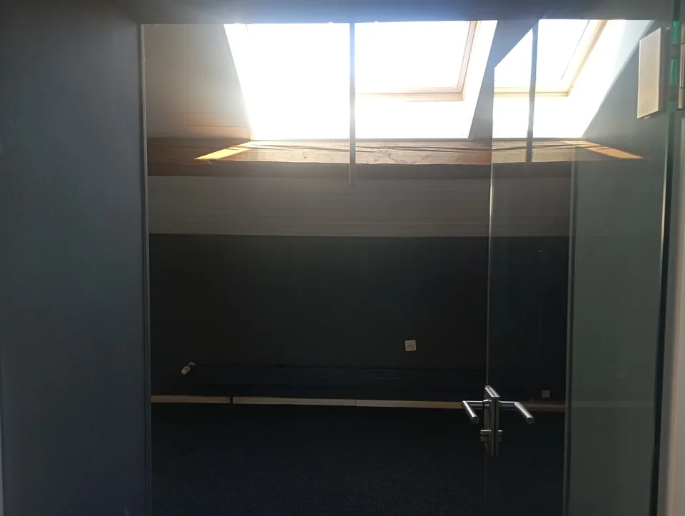 CAROUGE (Rondeau) - Office Space 160 m² 2nd Floor NO Elevator – photo 7 of 13