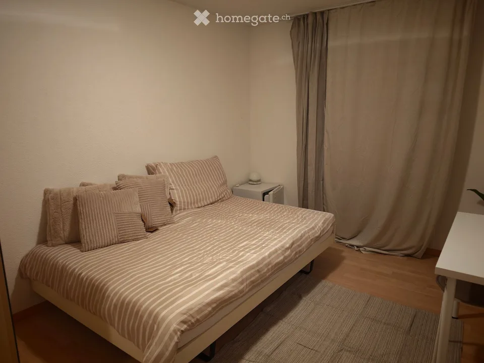 Möbliertes Zimmer zur Untermiete frei (Keine klassische WG) – Foto 3 von 3