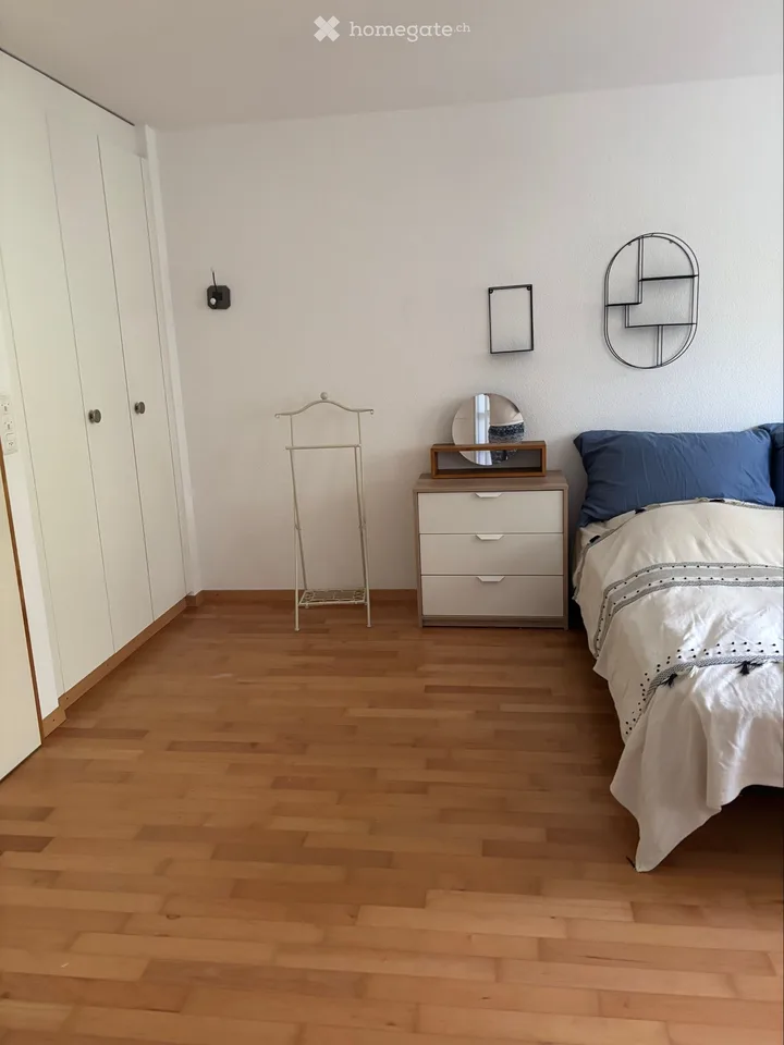 Zimmer und eigenes Badezimmer zur Miete – Foto 2 von 4