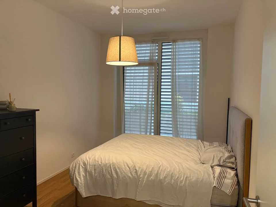 Charmantes 3.5 Zimmer voll möbliert und ausgestattet – Foto 5 von 5