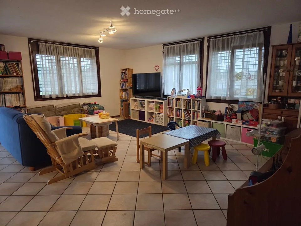 Großes Apartment in Yvonand – Foto 2 von 5