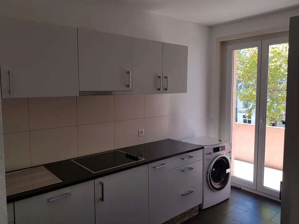 4-Bedroom Apartment on Spalenring in Basel – photo 9 of 11
