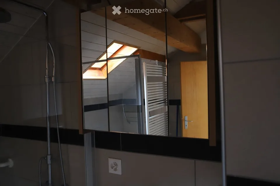 3.5 Zimmer Dachwg 3 Min Bahnhof, 10 Min Schule, 2 Min Volg – Foto 8 von 18