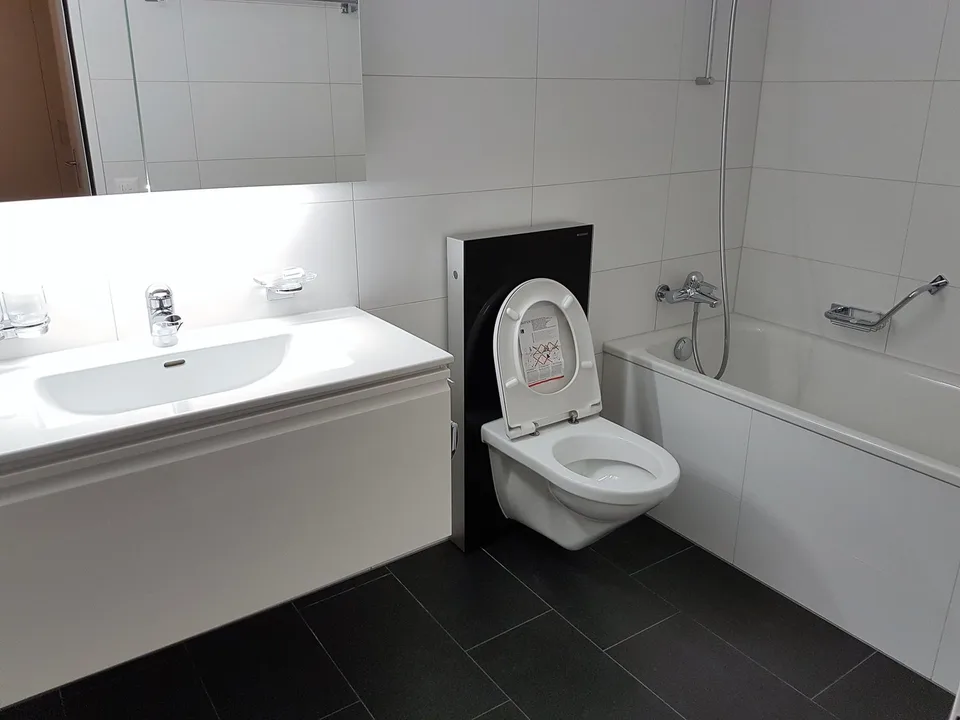 Newly renovated 3.5-room apartment with two balconies – photo 6 of 6