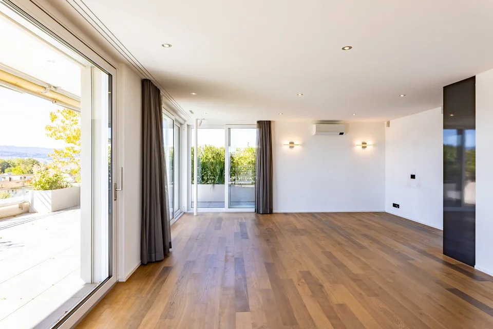 Exklusive 3.5-Zimmer-Attikawohnung mit Seenähe in Uetikon am See – Foto 5 von 11