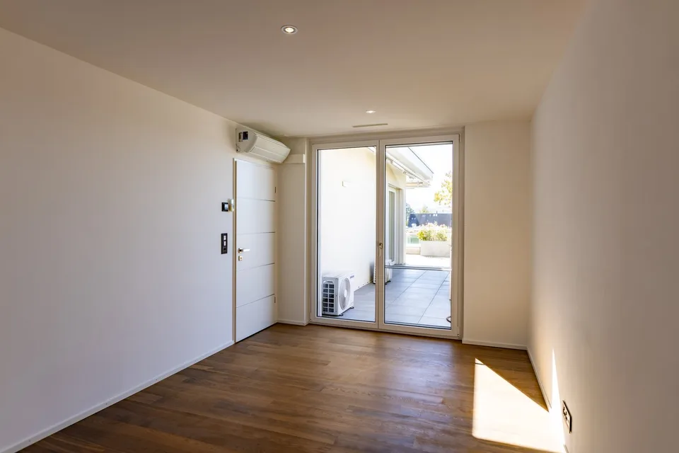 Exklusive 3.5-Zimmer-Attikawohnung mit Seenähe in Uetikon am See – Foto 10 von 11