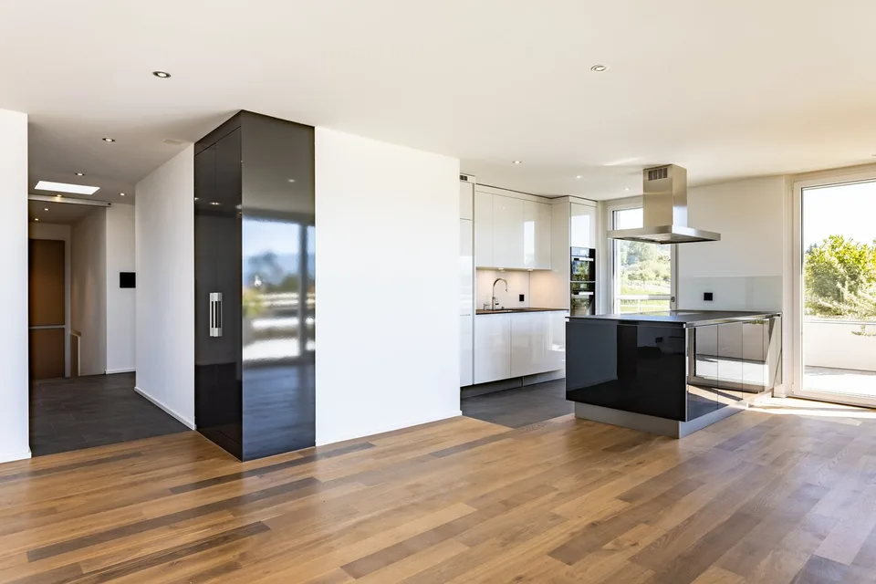 Exklusive 3.5-Zimmer-Attikawohnung mit Seenähe in Uetikon am See – Foto 3 von 11