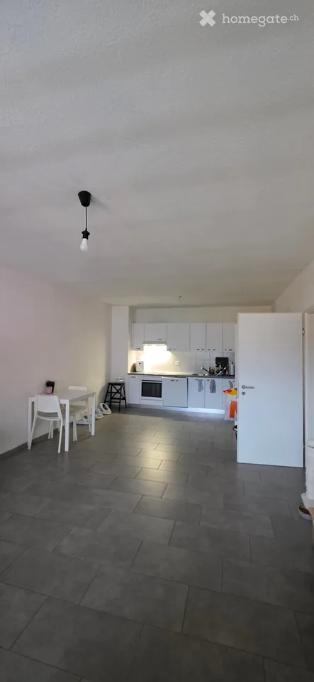 Dringendes Einziehen für 4.5 Zimmer in Locarno – Foto 2 von 4
