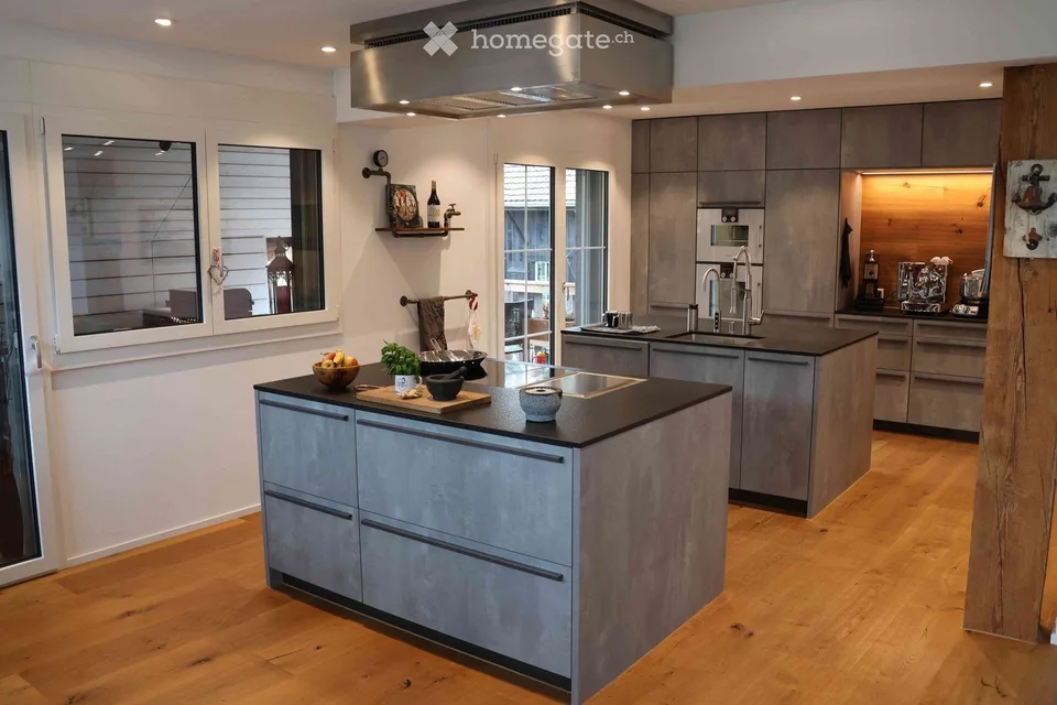 Befristet, möbliert: Grosse 5.5-Zimmer-Maisonettewohnung – Foto 4 von 13