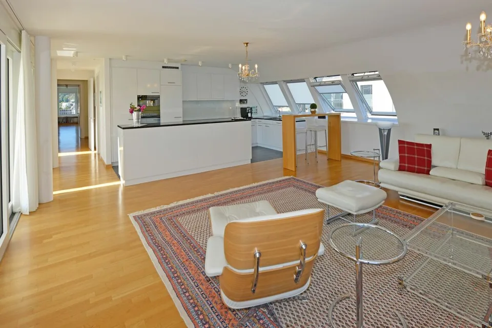 Exklusive 5.5-Zimmer-Attikawohnung am Hönggerberg mit Panoramablick – Foto 7 von 23