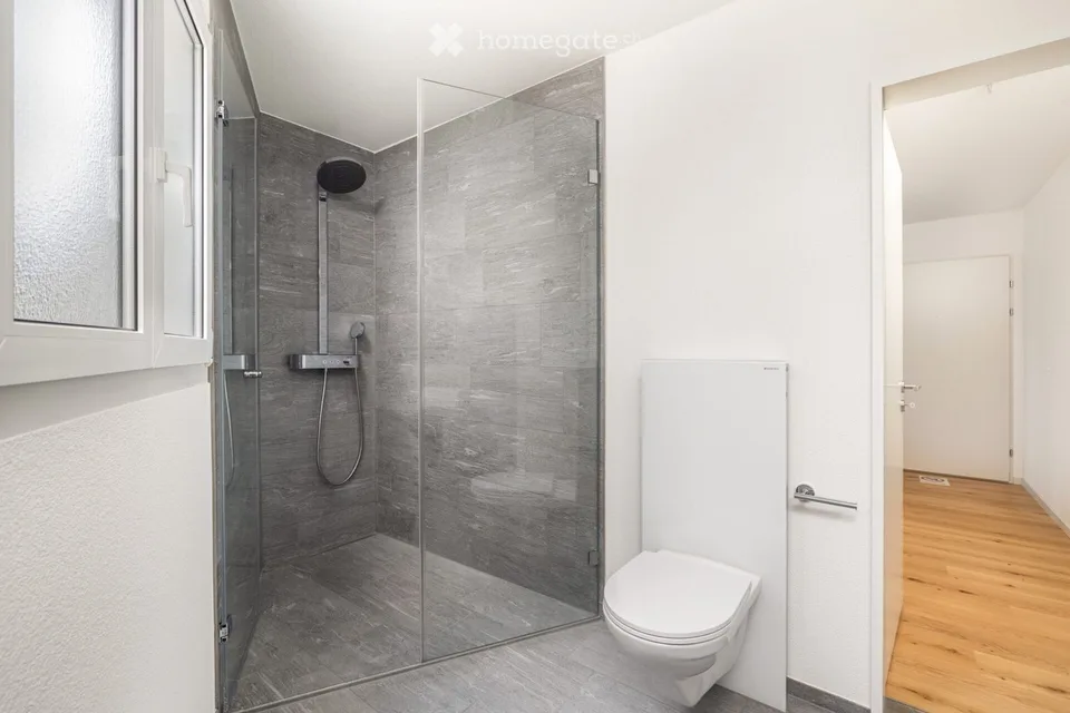 Stilvoll wohnen in Bassersdorf – hochwertige 3½-Zimmer-Wohnung mit Balkon – Foto 5 von 8