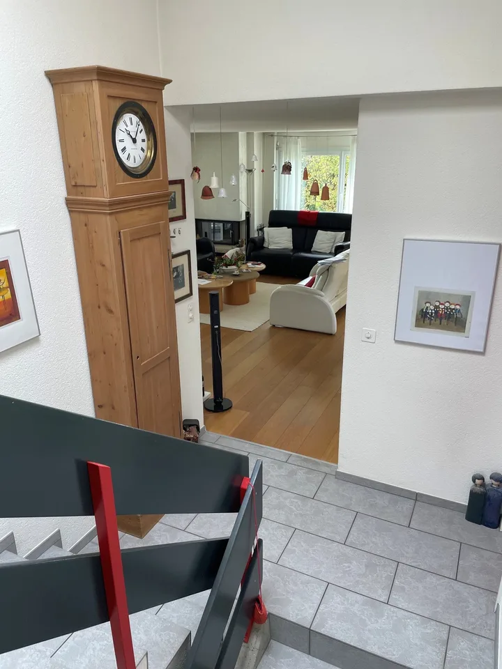 Maison unifamiliale indépendante dans un emplacement de rêve avec vue sur les montagnes! – photo 2 sur 8