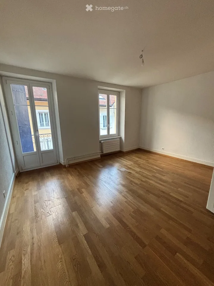 Wohnung mit 3,5 Zimmern im letzten Stock mit Balkon – Foto 4 von 5