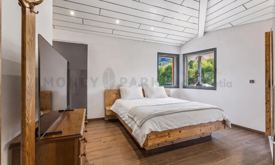 Eine wunderschöne Villa im mediterranen Stil mit zwei Wohneinheiten. – Foto 6 von 13