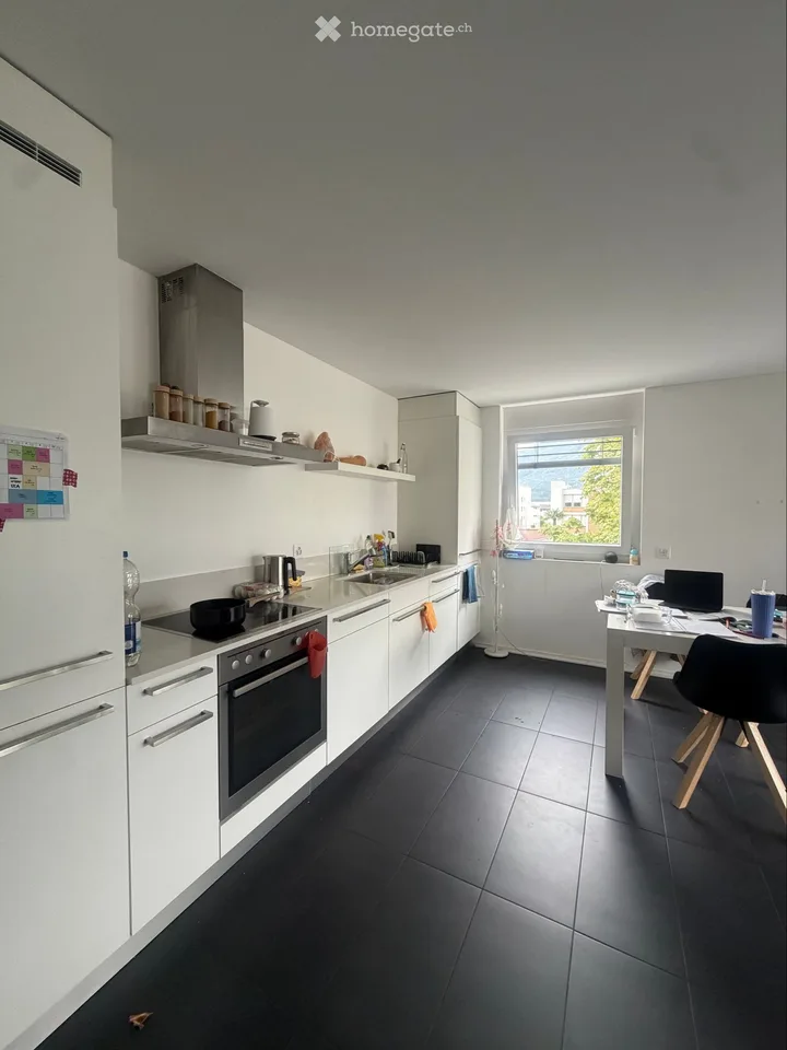 Helles 2.5-Zimmer-Wohnung in Giubiasco – Foto 3 von 5
