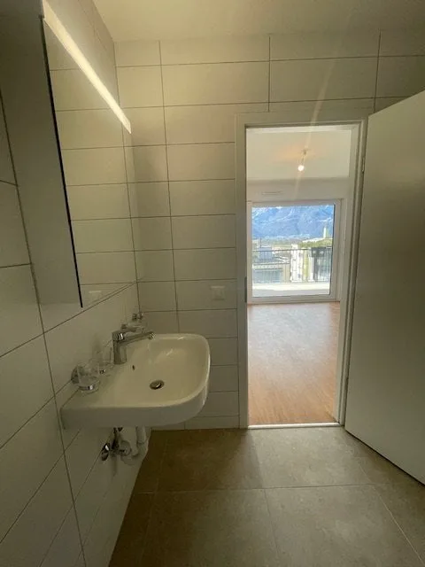 Zu vermieten 2,5-Zimmer-Wohnung mit großem Balkon in Aigle – Foto 3 von 3