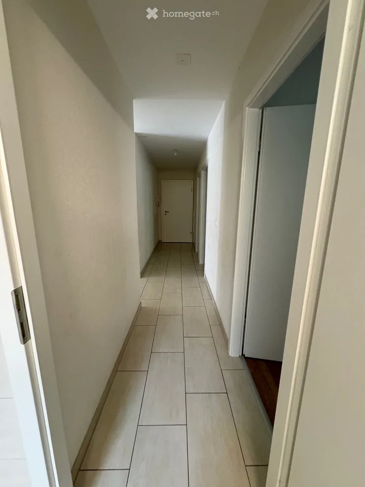 Zu vermieten: Schönes 4.5-Zimmer-Apartment in Vallorbe – Foto 10 von 11