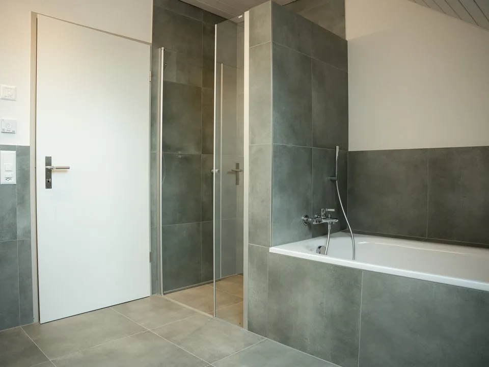 New, sunny attic apartment with high-quality construction standards – photo 9 of 18
