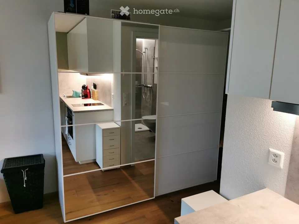 Schönes, helles und ruhig gelegenes Studio, möbliert – Foto 3 von 5