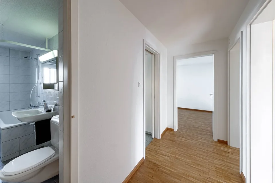 Schöne 3 Zimmerwohnung in gepflegter Liegenschaft – Foto 6 von 8