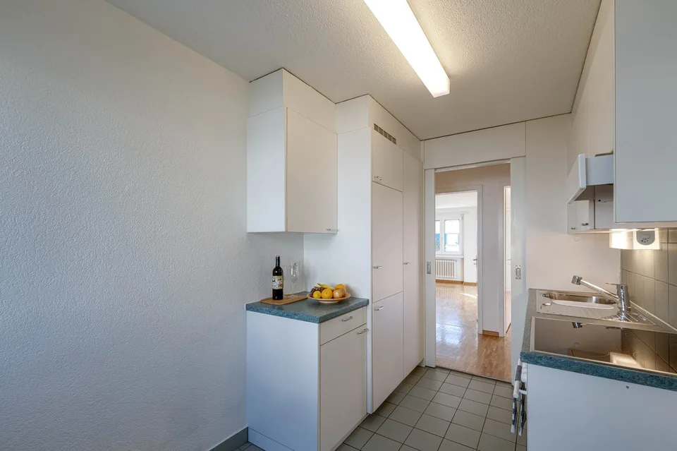 Schöne 3 Zimmerwohnung in gepflegter Liegenschaft – Foto 4 von 8