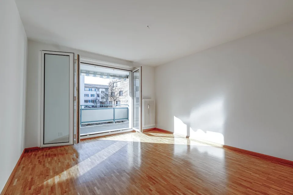 Schöne 3 Zimmerwohnung in gepflegter Liegenschaft – Foto 3 von 8