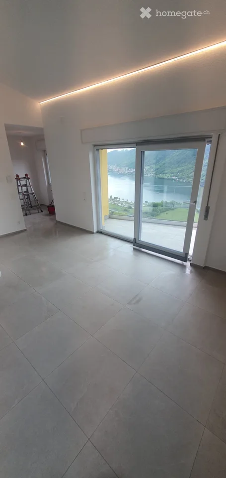 Haus mit Seeblick renoviert – Foto 2 von 13