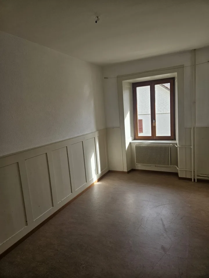 Four-room apartment in Reconvilier – photo 5 of 9