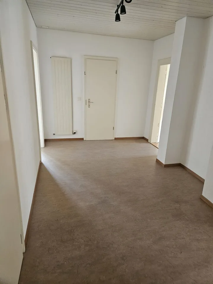 Four-room apartment in Reconvilier – photo 4 of 9