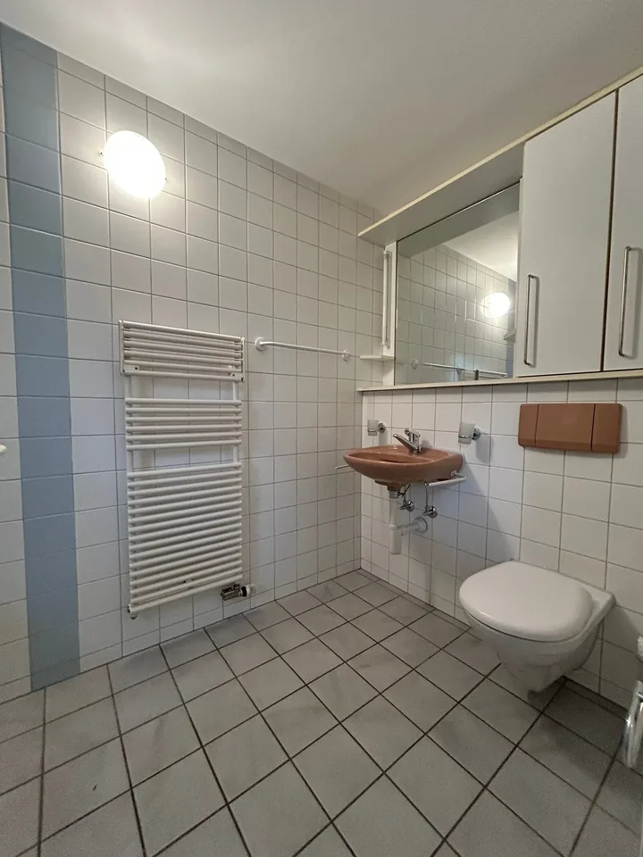 Charmante 2.5-Zimmer-Gartenwohnung in Riehen – Foto 12 von 15