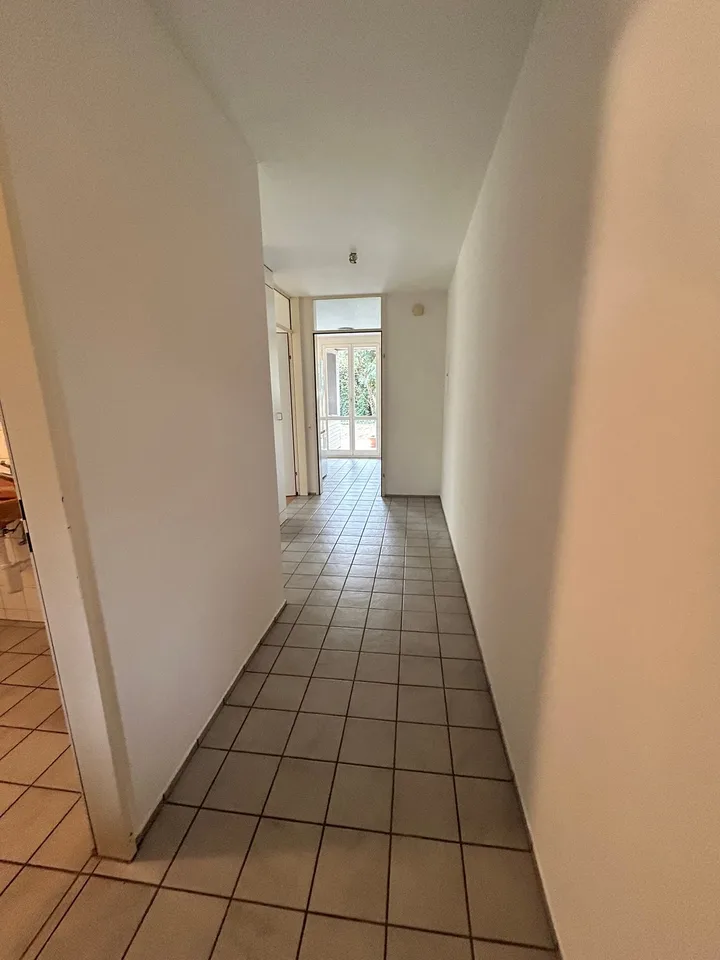 Charmante 2.5-Zimmer-Gartenwohnung in Riehen – Foto 10 von 15