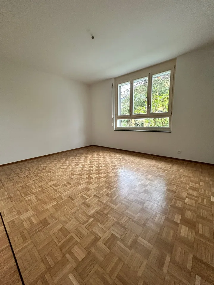 Charmante 2.5-Zimmer-Gartenwohnung in Riehen – Foto 8 von 15