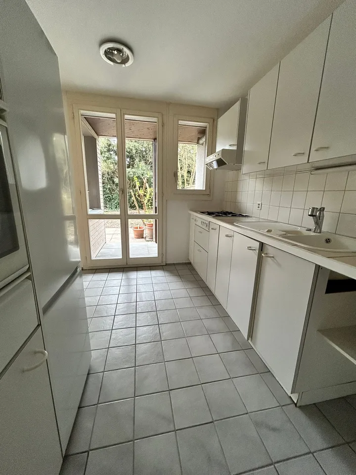 Charmante 2.5-Zimmer-Gartenwohnung in Riehen – Foto 4 von 15