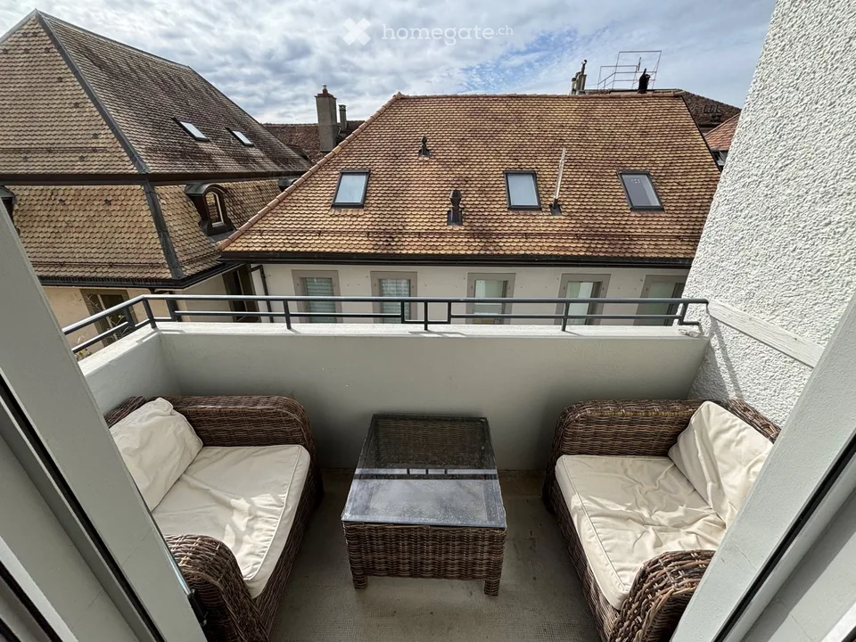 Zweieinhalb-Zimmer-Wohnung mit Balkon in der Altstadt Vevey – Foto 2 von 9