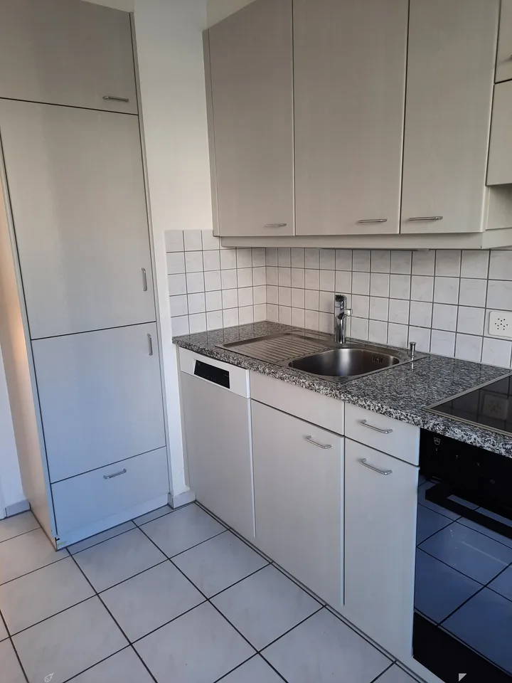 3-Zimmerwohnung am Erguelweg 12 in Biel – Foto 2 von 8