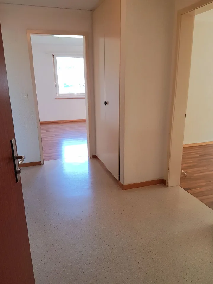 Charming 3-room apartment with 2 balconies in Worb – photo 6 of 6