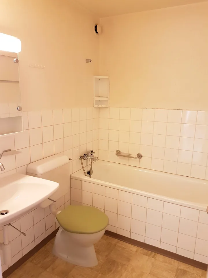 Charming 3-room apartment with 2 balconies in Worb – photo 3 of 6