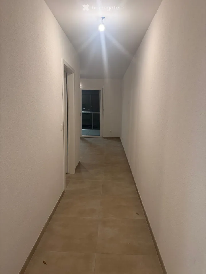 Zu vermieten: Schöne 2,5-Zimmer-Wohnung in Yverdon – Foto 8 von 9