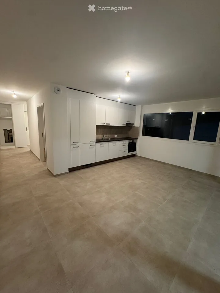 Zu vermieten: Schöne 2,5-Zimmer-Wohnung in Yverdon – Foto 3 von 9
