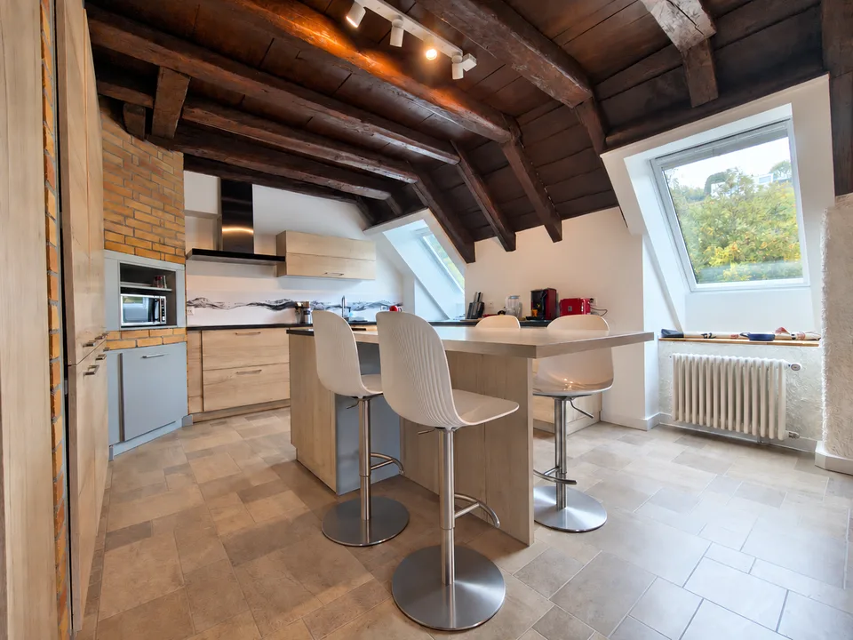Duplex mit Charakter von 180 m² mit Garten und Sauna 498 000.- – Foto 2 von 6